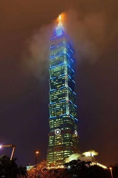 Taipei 101 skyscraper tower at night, Taipei, Taiwan
