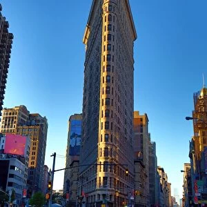 The Flatiron Building, Madison Square, New York. America
