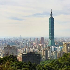 General city skyline view with the Taipei 101 skyscraper, Taipei, Taiwan