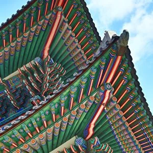 Roof of Geunjeongjeon Hall Throne Room at Gyeongbokgung Palace in Seoul, Korea