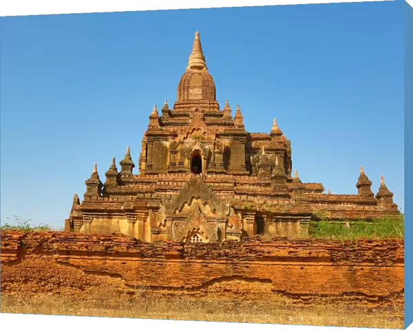 Thisa Wadi Pagoda Temple on the Plain of Bagan, Bagan, Myanmar (Burma)