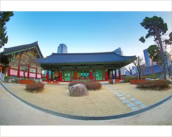 Traditonal Korean building at Bongeunsa Temple at sunset in Seoul, Korea