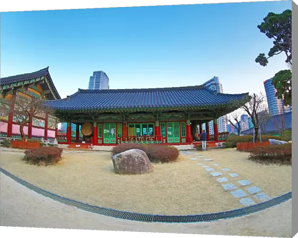 Traditonal Korean building at Bongeunsa Temple at sunset in Seoul, Korea
