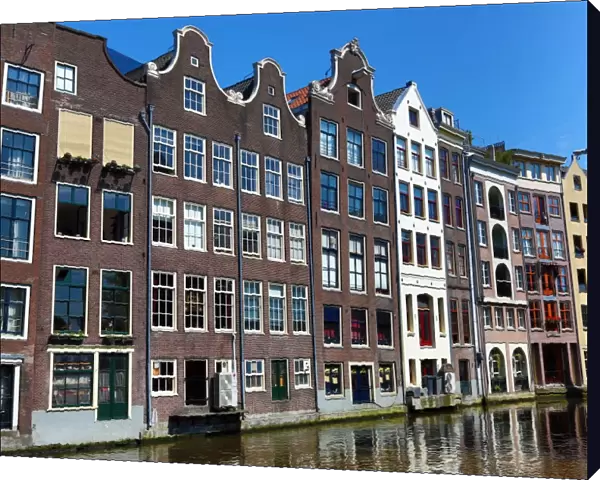 Houses on the Oudezijds Kolk canal in Amsterdam, Holland