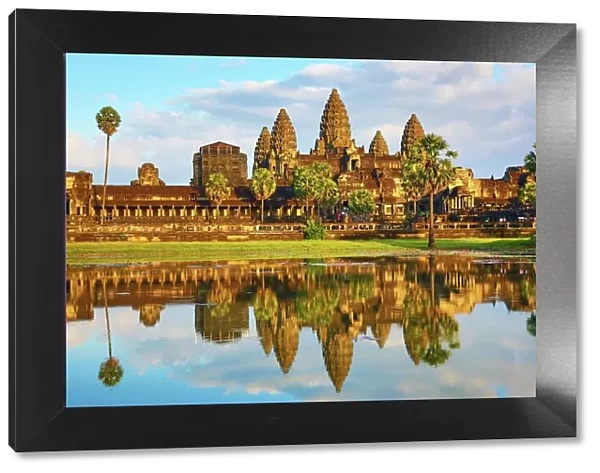 Angkor Wat Temple and reflection in lake in Siem Reap, Cambodia