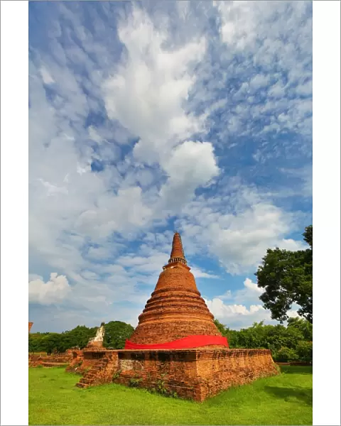Chedi of Wat Wora Chet Tha Ram Temple, Ayutthaya, Thailand