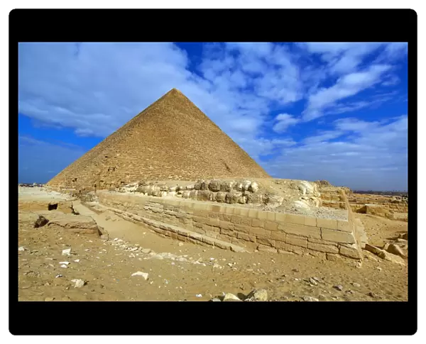 The Great Pyramid of Khufu aka Cheops, Giza Plateau, Cairo