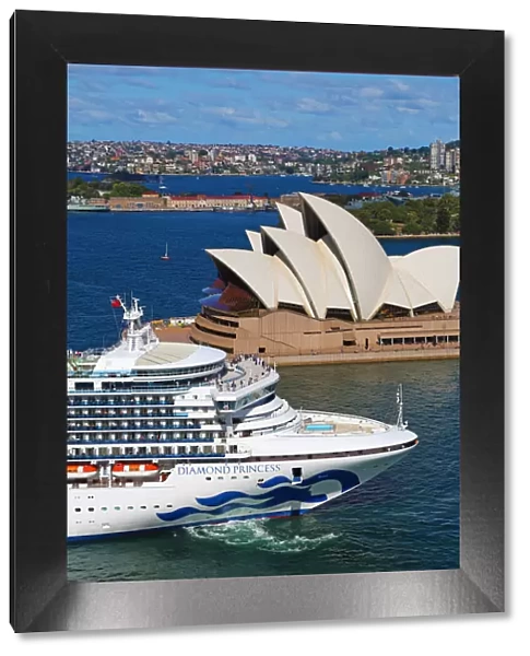 Sydney Opera House and a cruise ship, Sydney, New South Wales, Australia