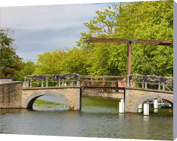 Wooden lifting bridge over the Langerei canal, Bruges, Belgium
