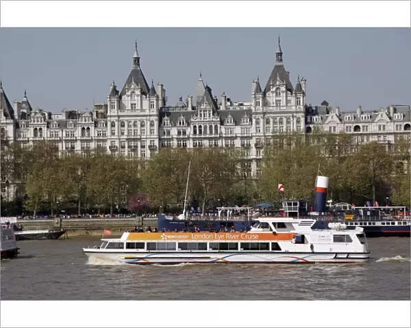 Tourist boat on the River Thames, London