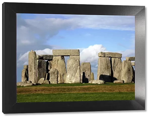Stonehenge circle of standing stones, Salisbury Plain, Wiltshire