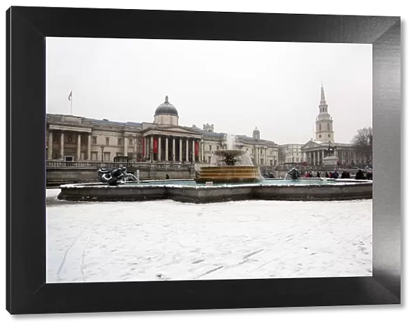 Snow in Trafalgar Square