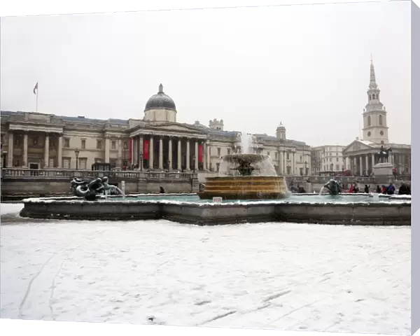 Snow in Trafalgar Square