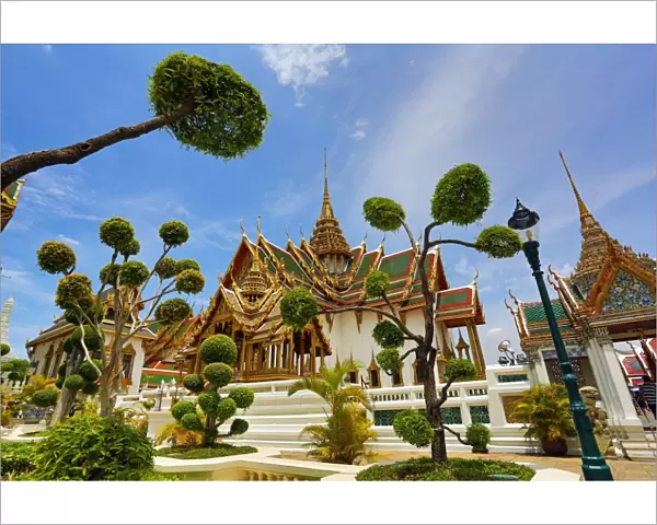 Grand Palace Complex gardens, Wat Phra Kaew, Bangkok, Thailand