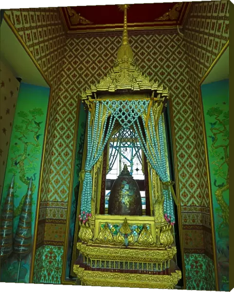 Buddha relics in Wat Ratchanatdaram Temple, Bangkok, Thailand