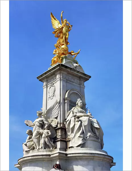 Queen Victoria Memorial in front of Buckingham Palace, London, England