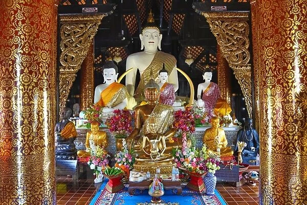 Buddha statues in Wat Inthakhin Sadue Muang Temple in Chiang Mai, Thailand