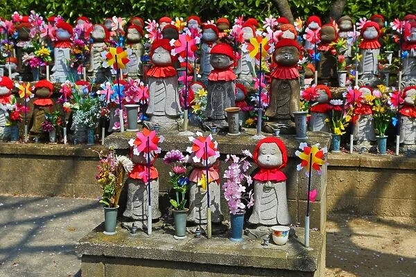 Buddhist Jizo Statues at the Zozoji Temple, Tokyo, Japan