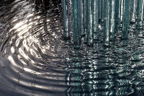 Chelsea Flower Show - Ripples from glass waterfall