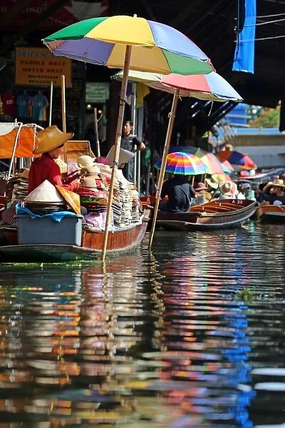 Damnoen Saduak Floating Market, near Bangkok, Thailand