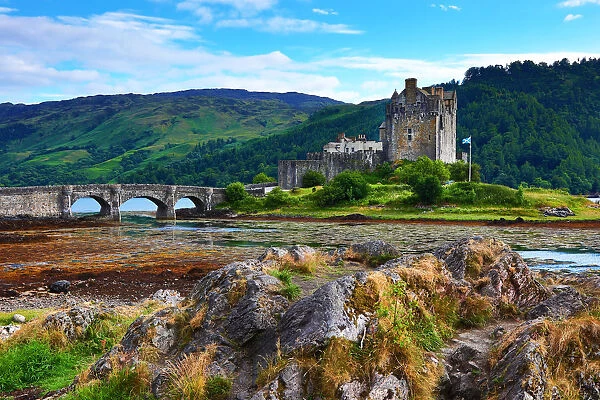 Eilean Donan Castle on Loch Duich, Kyle of Lochalsh, Scottish Highlands, Scotland