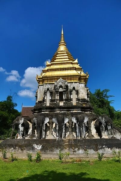 Gold topped elephant chedi at Wat Chiang Man Temple in Chiang Mai, Thailand