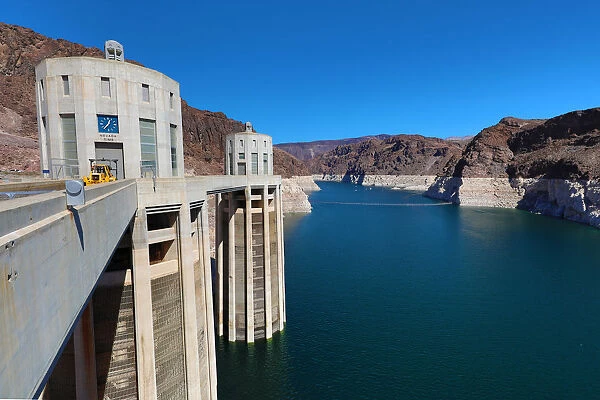 Hoover Dam on the border between Nevada and Arizona in the USA