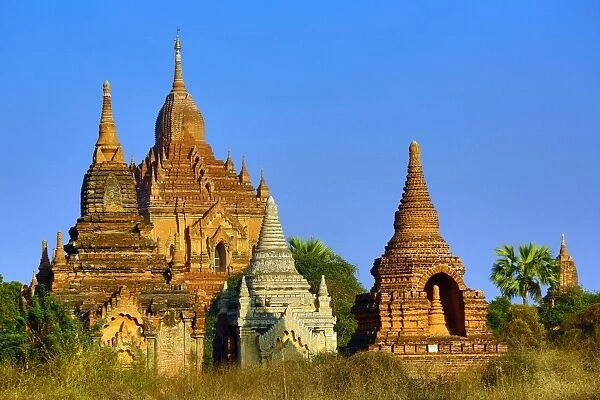 Htilominlo Temple Pagoda on the Plain of Bagan, Bagan, Myanmar (Burma)