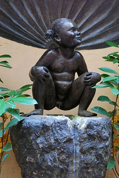 Jeanekke Pis statue and fountain, Brussels, Belgium