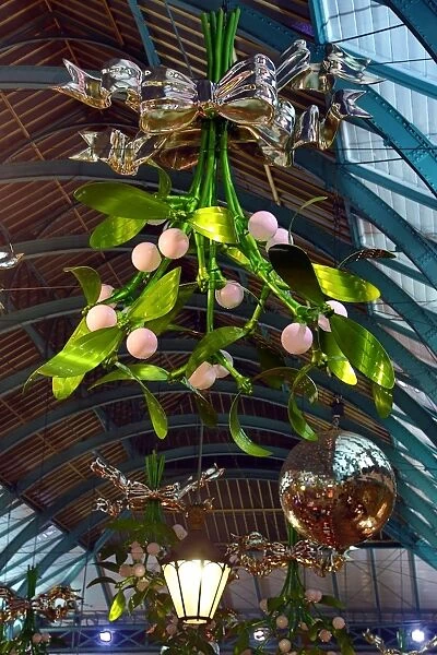 New Covent Garden Mistletoe Christmas Decorations in London