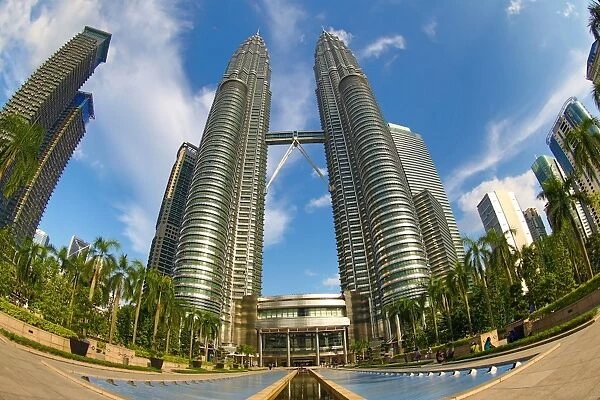Petronas Twin Towers skyscrapers, KLCC, Kuala Lumpur, Malaysia