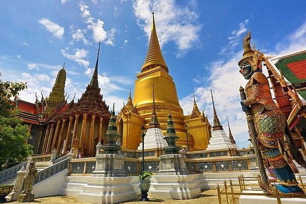 Phra Siratana Chedi Golden Stupa, Wat Phra Kaew, Temple of the Emerald Buddha Complex, Bangkok, Thailand
