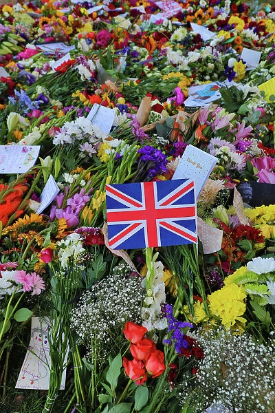 Queen Elizabeth II floral tributes in Hyde Park, London, UK - 17 Sep 2022