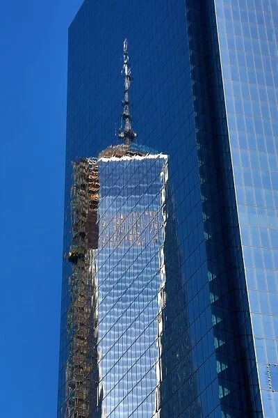 Reflection of One World Trade Center ( 1 WTC ) building, New York. America