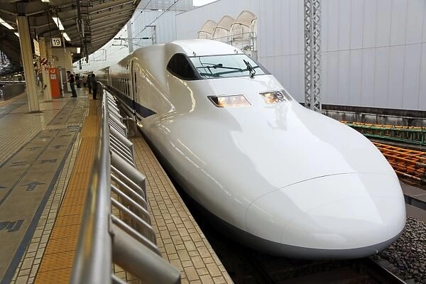 Shinkansen Japanese Bullet train in Tokyo Railway Station, Tokyo, Japan