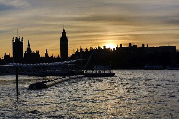 Silhouette of Houses of Parliament at Sunset in London