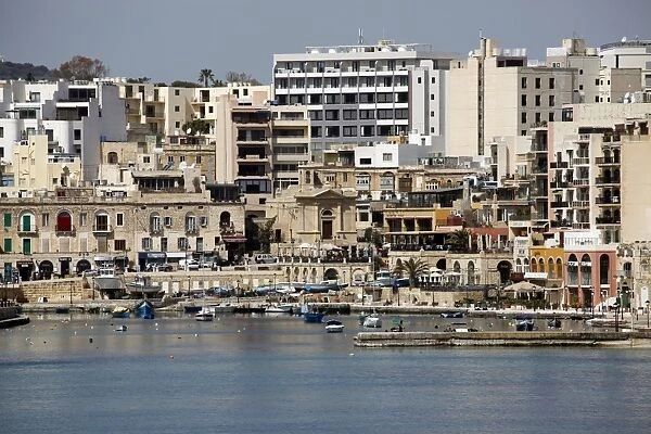 Spinola Bay, St. Julians, Malta