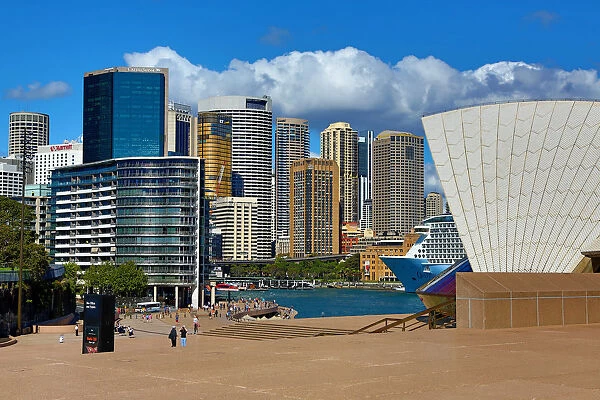 Sydney Opera House and city skyline, Sydney, New South Wales, Australia