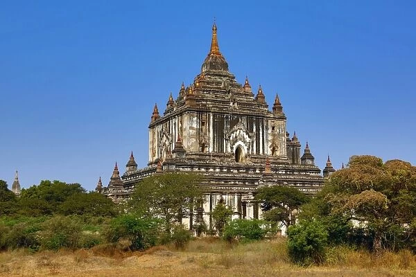 Thatbyinnyu Temple Pagoda in Old Bagan, Bagan, Myanmar (Burma)