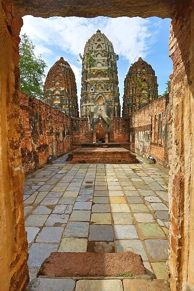 Wat Si Sawai temple, Sukhotai, Thailand