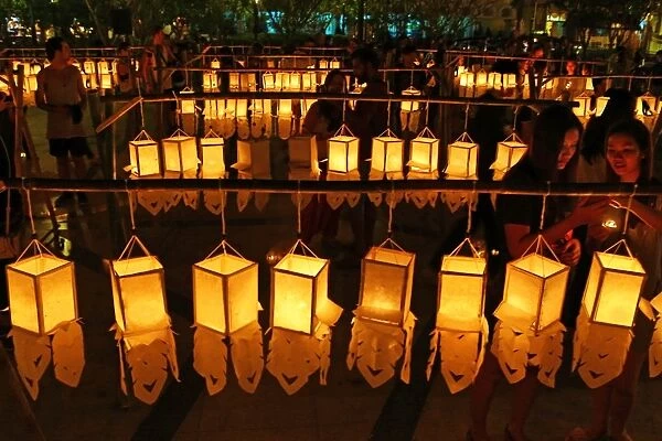 Yee Peng, Loy Krathong Festival begins in Chiang Mai, Thailand