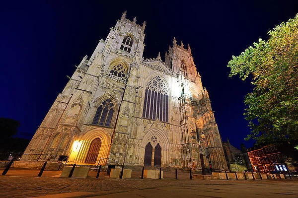 York Minster Cathedral at night in York, Yorkshire, England