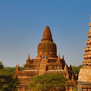 Bulethi Temple Pagoda on the Plain of Bagan, Bagan, Myanmar (Burma)