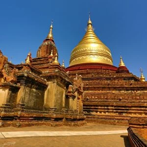 Dhammayazika Pagoda Temple on the Plain of Bagan, Bagan, Myanmar (Burma)