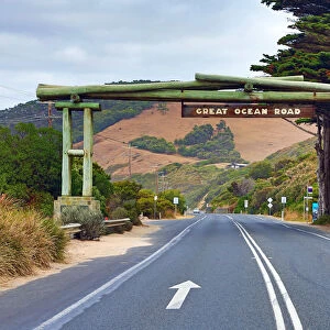 Great Ocean Road Memorial and Arch, Victoria, Australia