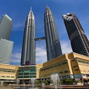 Petronas Twin Towers at KLCC in Kuala Lumpur, Malaysia
