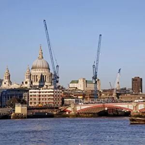River Thames and London city skyline