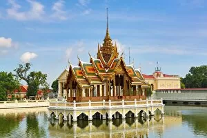Images Dated 27th May 2013: Aisawan-Dhipaya-Asana Pavilion, Bang Pa-In Summer Palace, Ayutthaya, Thailand