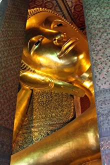 Golden Buddha statues at Wat Pho temple, Bangkok, Thailand