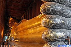 Golden Buddha statues at Wat Pho temple, Bangkok, Thailand
